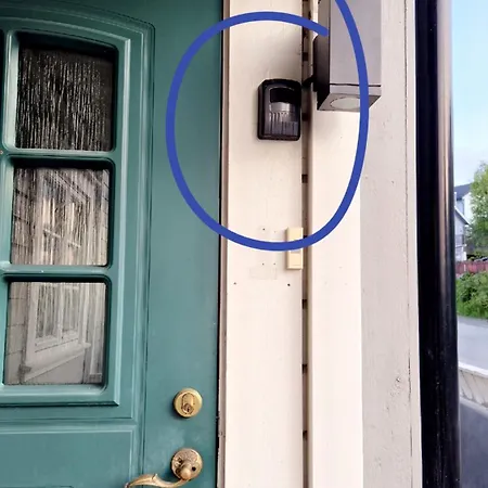 Lägenhet Hybelleilighet - Privat - No Parking *