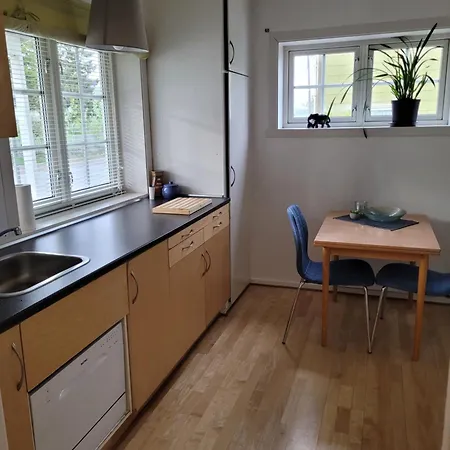 Lägenhet Hybelleilighet - Privat - No Parking *