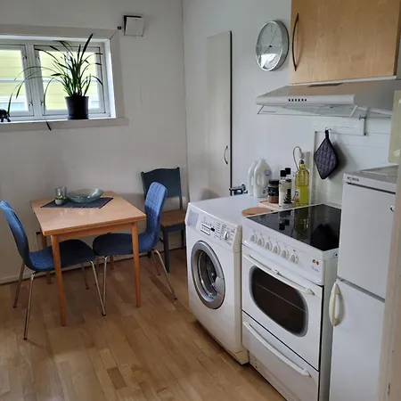 Hybelleilighet - Privat - No Parking Tromsø